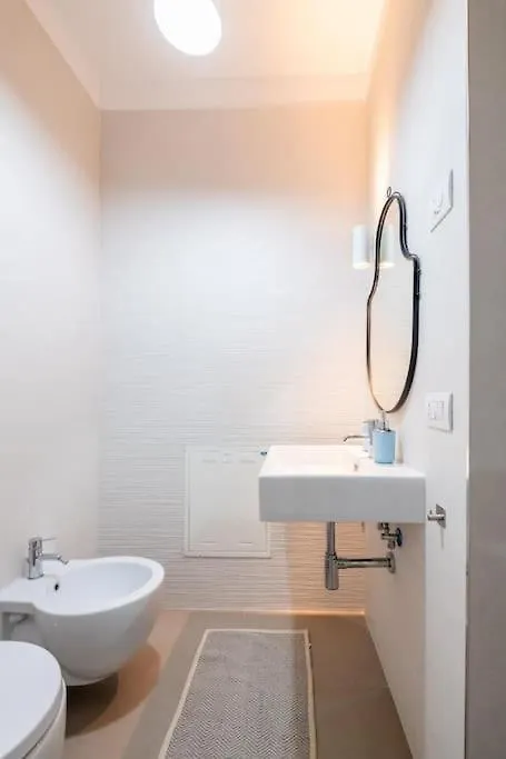 Maison Blaesia - Beachfront Modern Sea Loft Bari Apartment